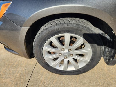2013 Chrysler 200 Limited
