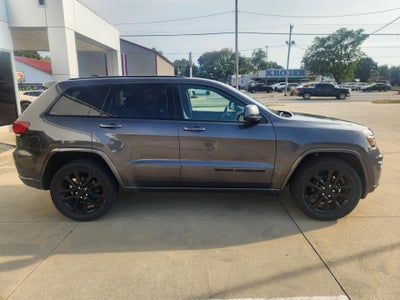 2017 Jeep Grand Cherokee Altitude