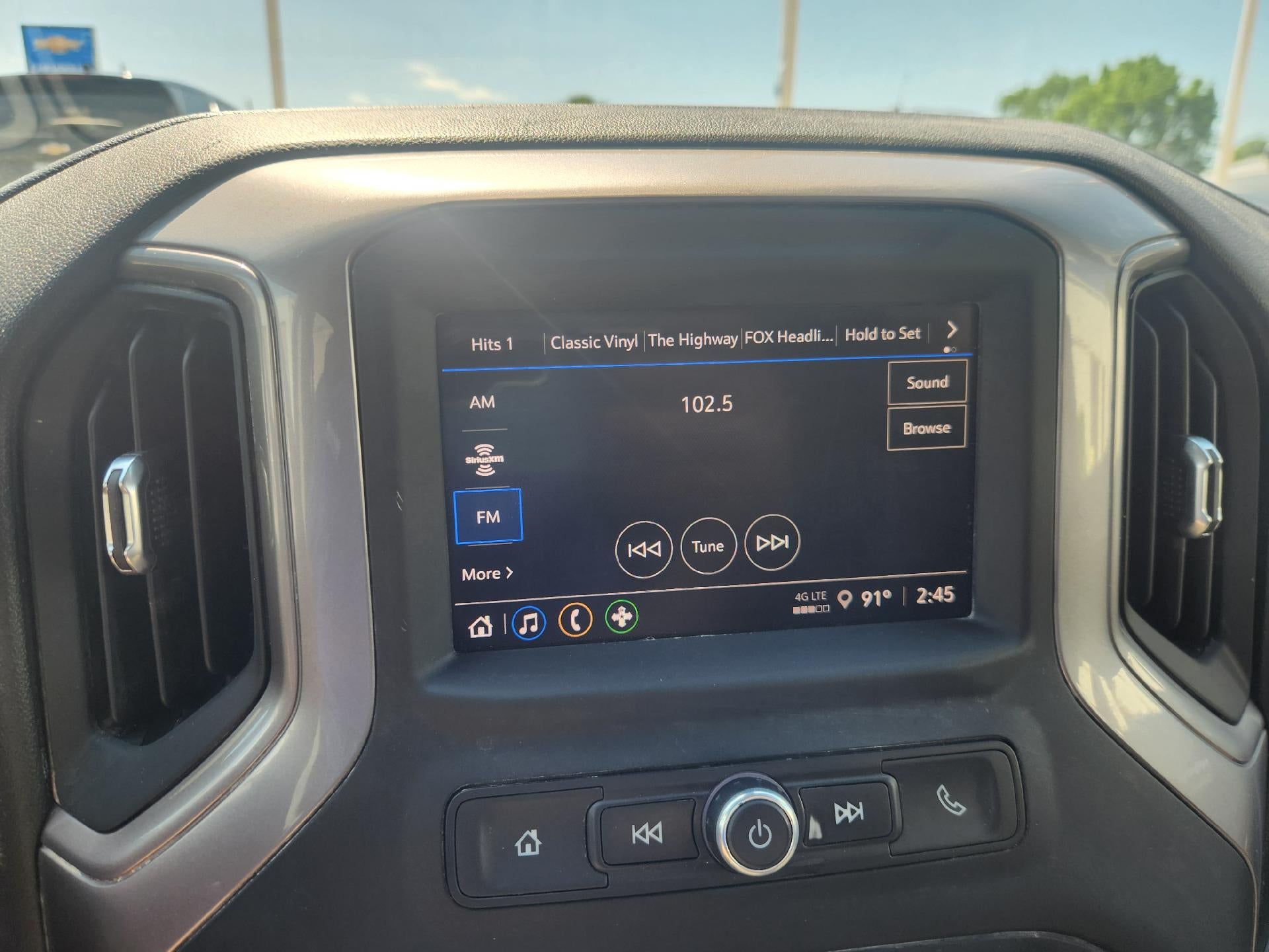 2024 Chevrolet Silverado 1500 Custom