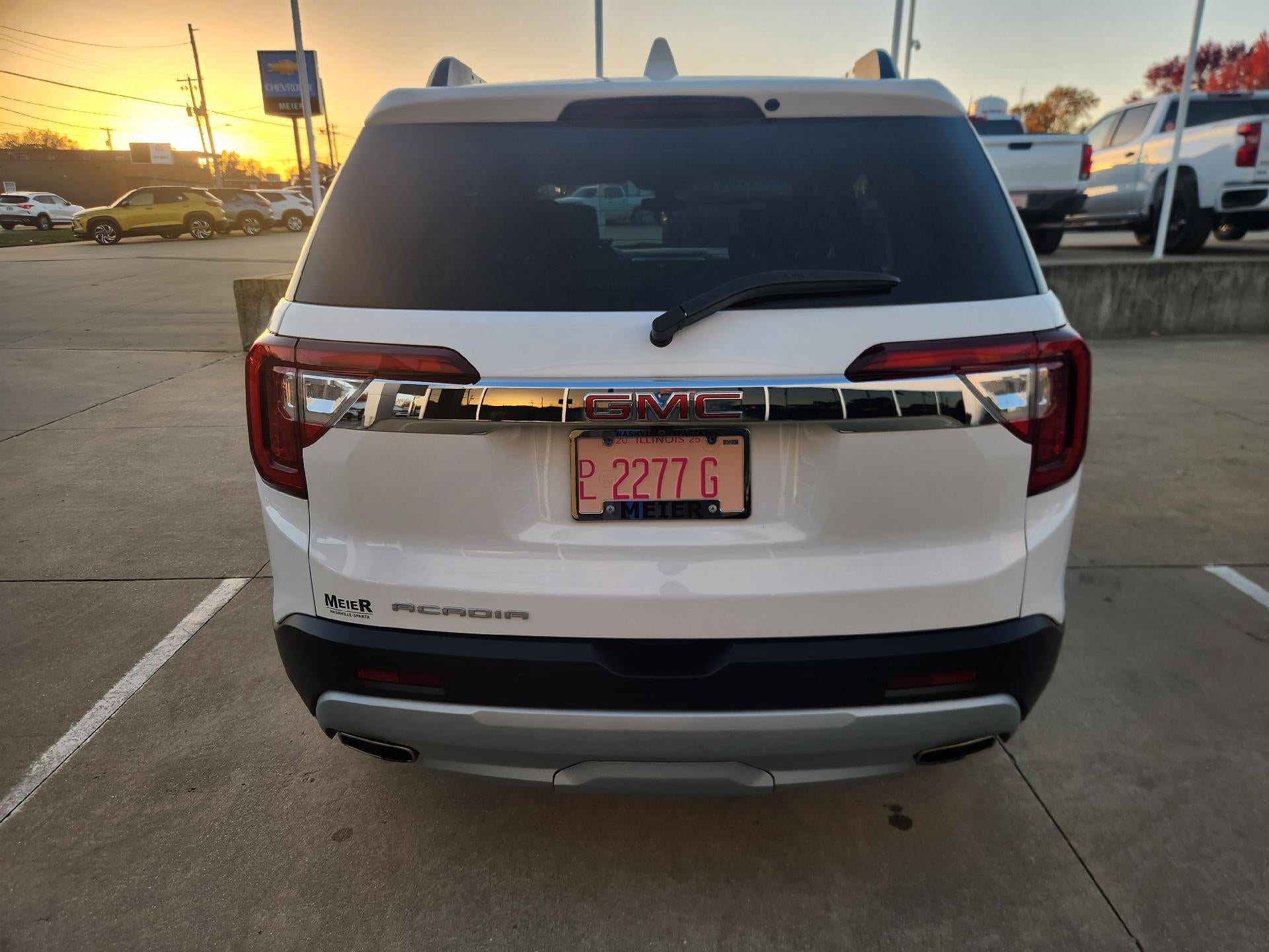 2023 GMC Acadia SLE