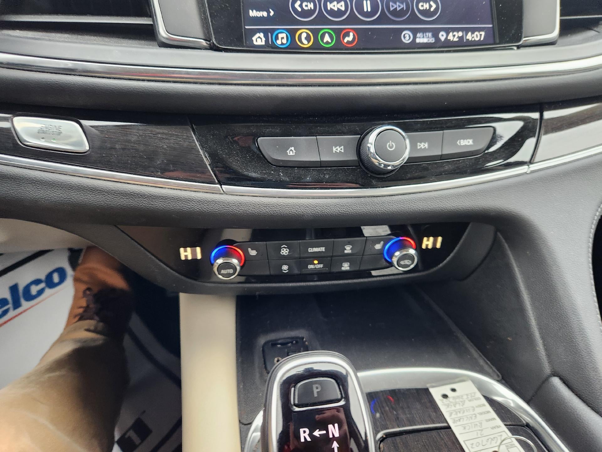 2021 Buick Enclave Essence