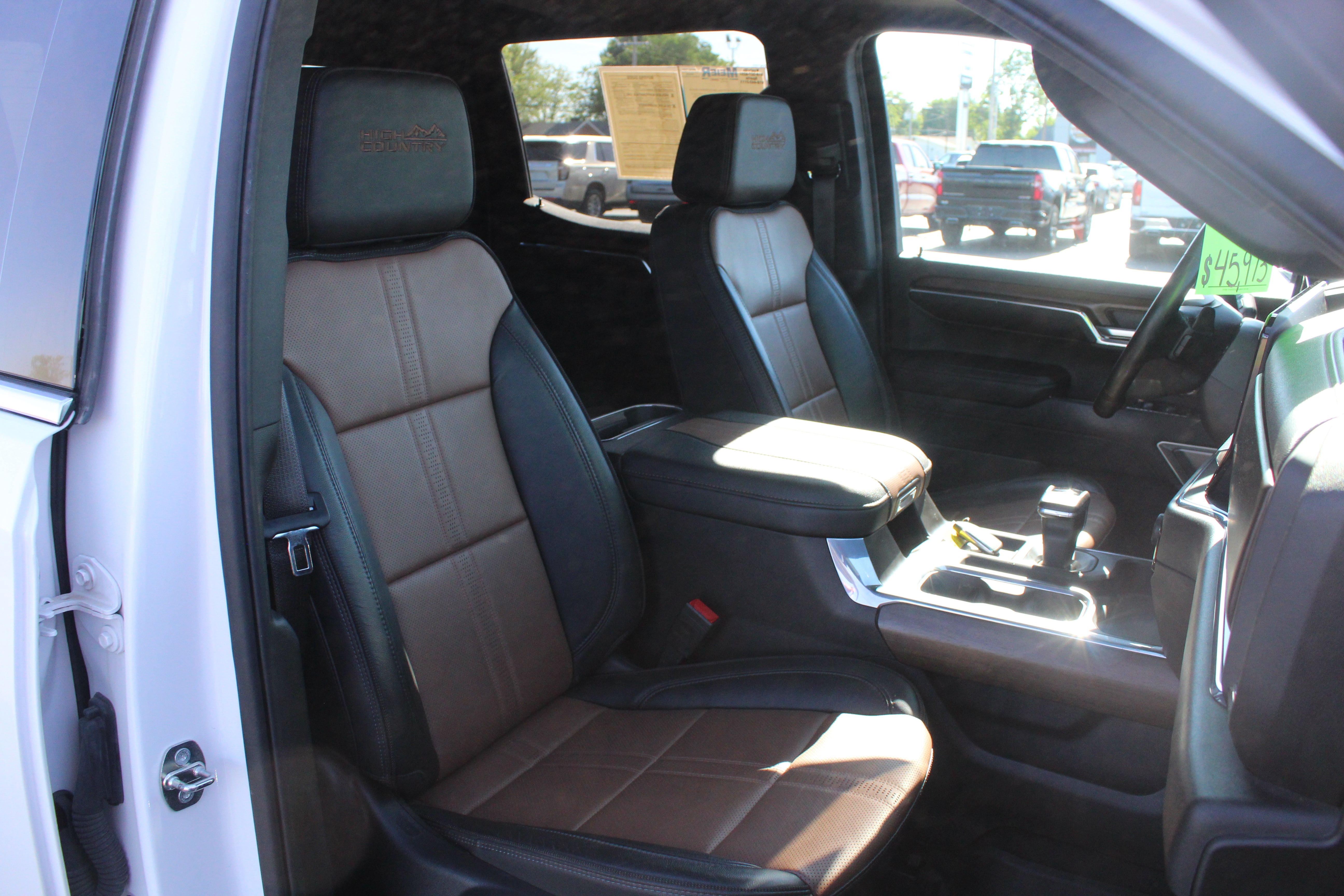 2023 Chevrolet Silverado 1500 High Country - Photo 9