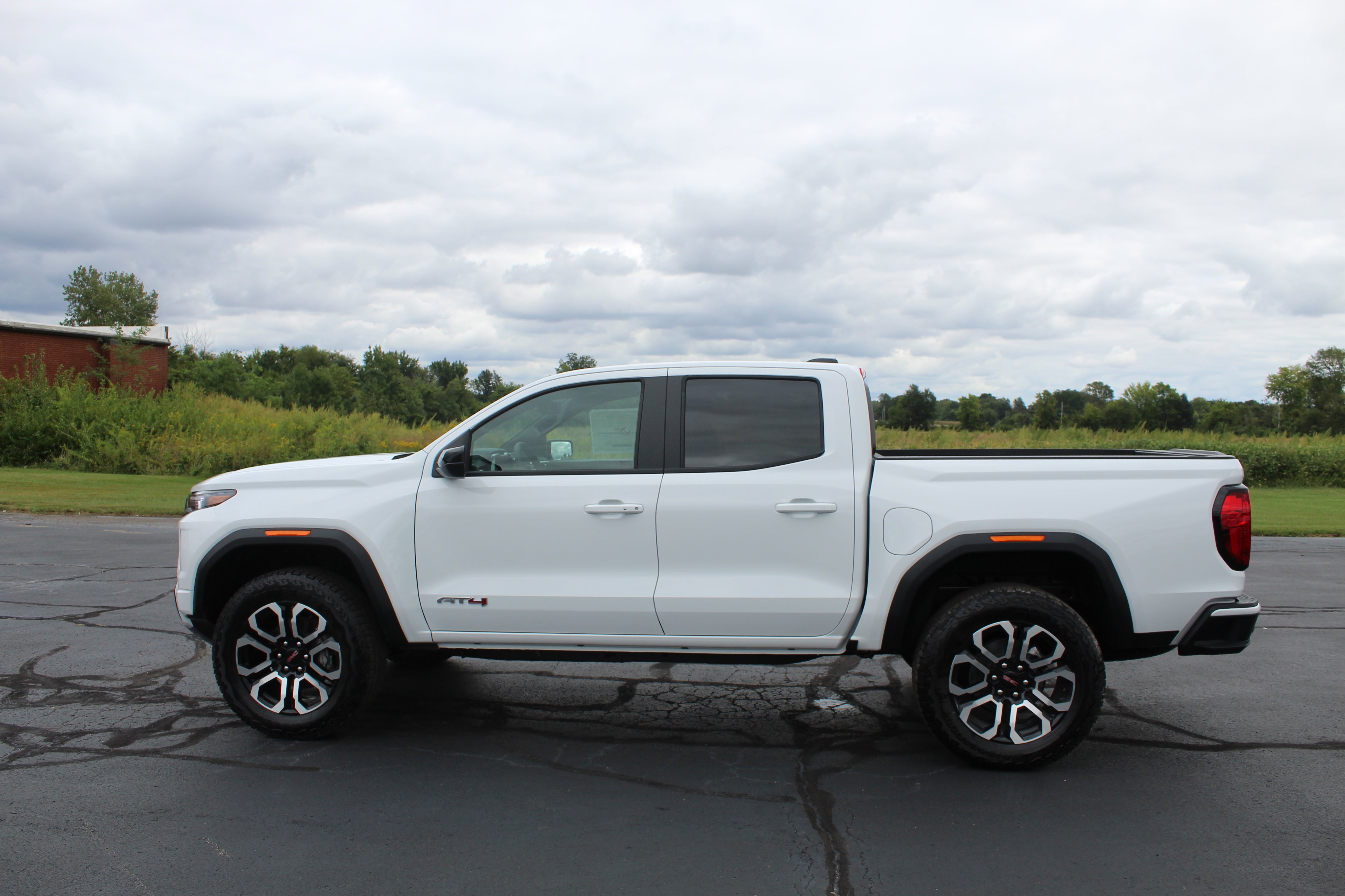 2026 GMC Canyon AT4