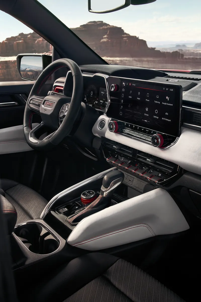 2026 GMC Canyon infotainment system at Meier GMC in Sparta IL